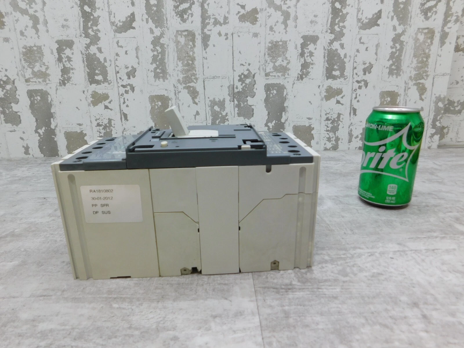 150 Amps, ABB Instantaneous Trip Circuit Breaker, SACE T4N 250, 3 Pole, 600 Volts, Used - Image 8