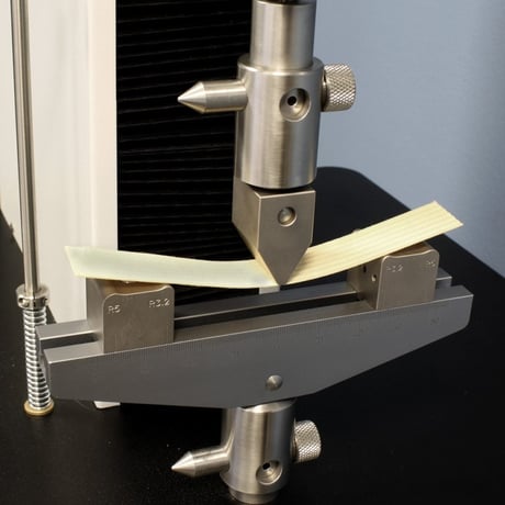 Flexural test fixtures, 3 & 4-point bend fixures, 1 kn to 4000 kn, 4"-48" spans, new & used - Image 1