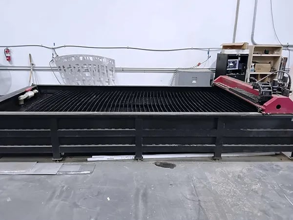Lincoln #Torchmate-TMX-614, plasma cutter, 6' x 14' table, Hypertherm Powermax 105 power supply, water table - Image 1