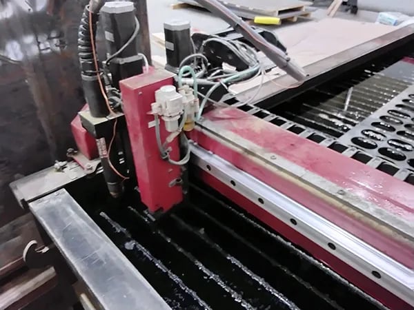 Lincoln #Torchmate-TMX-614, plasma cutter, 6' x 14' table, Hypertherm Powermax 105 power supply, water table - Image 5