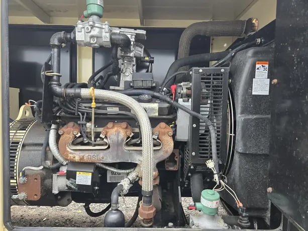 50 KW Kohler, Natural gas industrial generator, 277/480 Volts, 2009 - Image 3