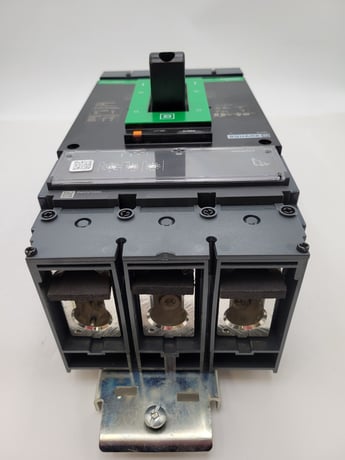 400 Amps, Square D, LGA36600U33X, PowerPact I-Line Circuit Breaker 600 Volts, 3P, 3PH - Image 6