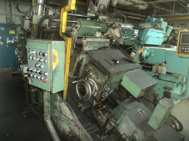 Cincinnati No. 430-12 Mdl. LR, Non TG centerless grinder, 10" diameter work capacity, 4" diameter work rest - Image 1