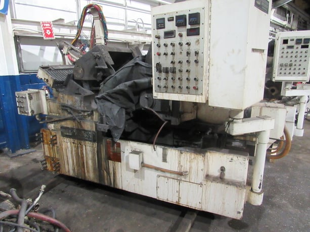 Cincinnati No. 340-20 Mdl. DE, twin grip centerless grinder, 6" diameter work capacity, 3" diameter work rest - Image 1