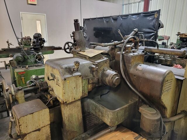 Cincinnati No. 2 Mdl. O-M, centerless grinder, 8" thru-feed work rest, 20" diameter x 8" width grinding - Image 8