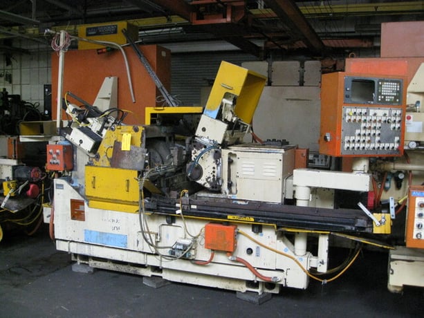 Gold Crown #GC-200, centerless grinder, 4.5" diameter work capacity, 24" x 10" x 12" grinding wheel, 30 HP - Image 1