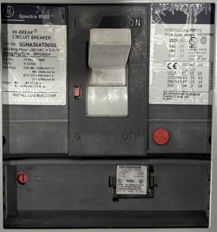 1200 Amp. General Electric #Spectra-Series, Main Power Panelboard, w/ (2)600A / (1)1200A Breaker - Image 7