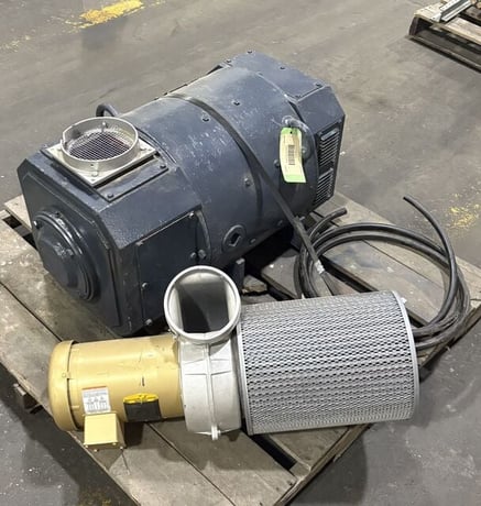 100 HP 1750/2000 RPM Emerson, 3660D452100, Frame 366A, 3 phase, TEFC, 500 VA., 300 VF - Image 1