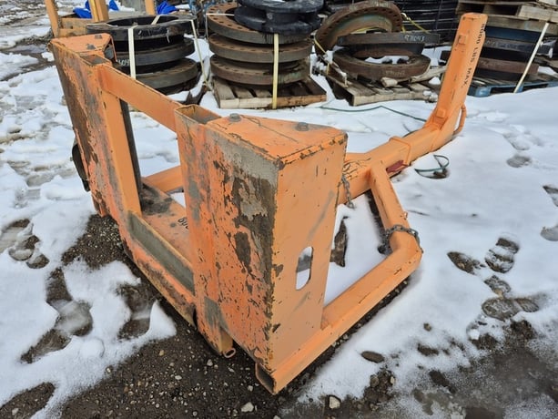 B & D Manufacturing #33200-200, tire changer, 8000 lb. max. - Image 3