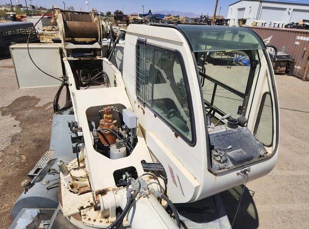 Terex #RT555, rough terrain crane, Cummins QSB6.7 engine, Braden hydraulic pump, 2008 - Image 5