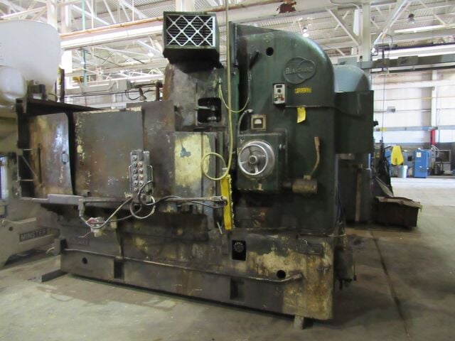 Blanchard #32-60, rotary surface grinder, 66" swing, 60" chuck, 30" vertical Range, 100 HP, 1969 - Image 4