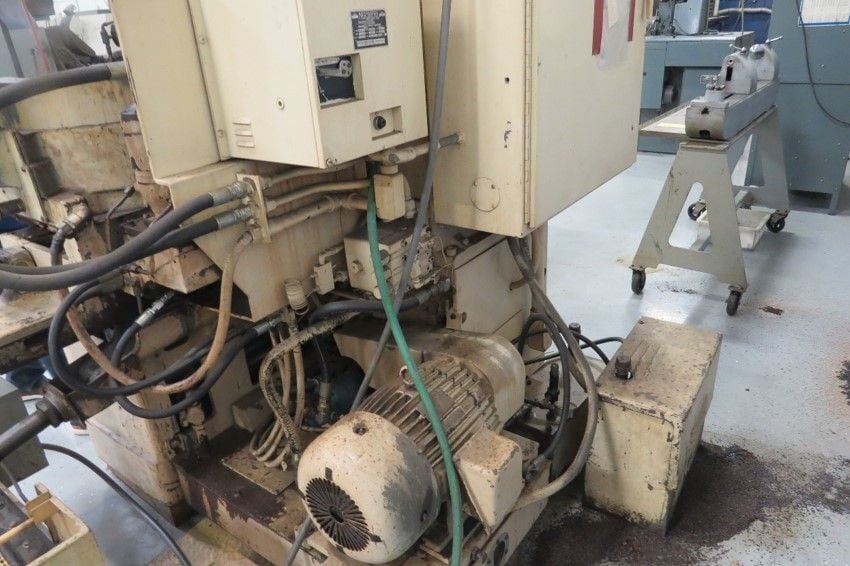Heald #261, rotary surface grinder, 20" swing, 19"/16" chuck, 14" x 1.5" x 5" wheel, 8" grinding stroke, 12" - Image 4