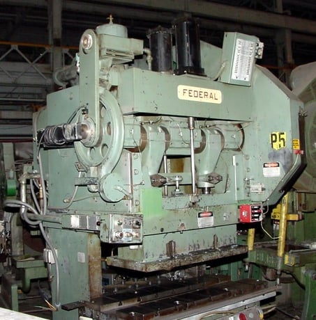 60 Ton, Federal #2-60, 4" stroke, 13" Shut Height, 54" x24" bed, 60-180 SPM, air clutch, 1982, #148055 - Image 4