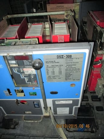 800 Amp, WESTINGHOUSE, DSII308, 480 Volts, manually operated, drawout, DIGITRIP L, S - Image 1