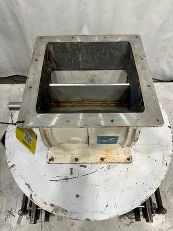 16" x 16" MAC, Stainless rotary airlock, 1-7/8" dia shaft - Image 3
