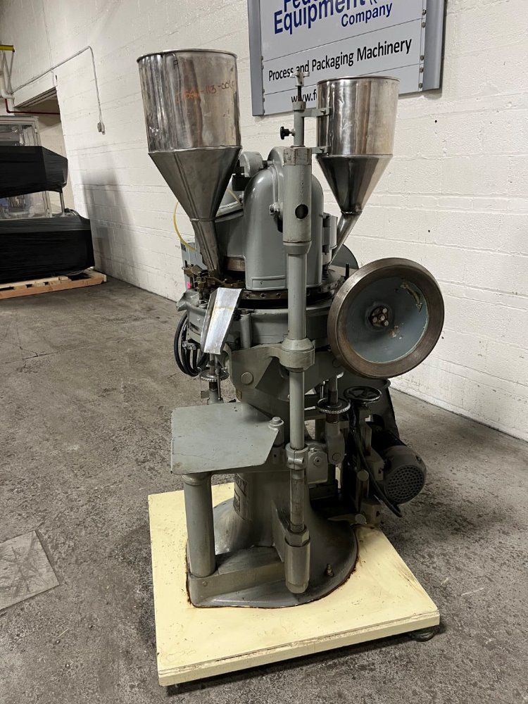 6.5 Ton, Manesty, Tablet Press, 33 Stations, 7/16" tablet diameter, 11/16" Depth of Fill, 180000 Tablets/hr. - Image 6
