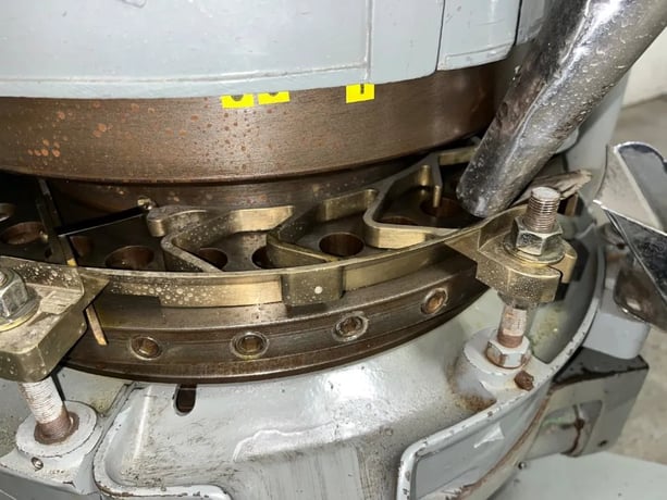 6.5 Ton, Manesty, Tablet Press, 33 Stations, 7/16" tablet diameter, 11/16" Depth of Fill, 180000 Tablets/hr. - Image 8