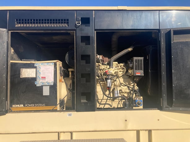 200 KW Kohler #200REOZJDT, Diesel Generator, Trailer mount, 480 Volts, John Deere Engine, 24 Volts, 3 phase - Image 4
