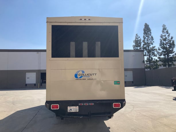 370 KW Kohler #400REOZDD, Diesel Generator, Trailer mount, 208 Volts, Detroit Engine, 24 Volts, 3 phase, PF - Image 5