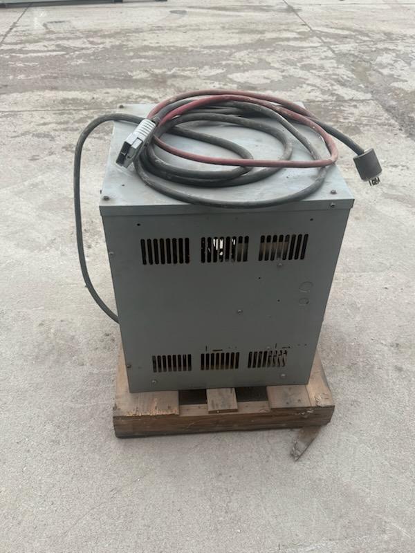 Applied Energy Solution #18B0750J3D, Battery Charger, 18 cell, 208/240/480 Volts AC in, 36 Volts DC out - Image 4