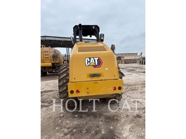 Caterpillar CP56B, Vibratory Single Drum Asphalt, 292 hours, S/N: P5601191, 2023 - Image 4