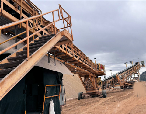 36"/42" wide x 115' long, Superior / Terranova Grasshopper conveyor, offered in multiples of 6 conveyors - Image 1