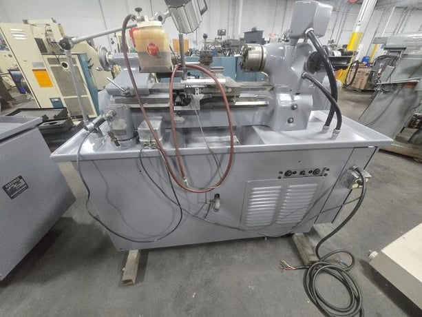 11" x 20" Hardinge #HLV-H, precision toolroom lathe, 6" 3-jaw chuck, 1.25" bore, 1.5 HP, 3000 RPM, tailstock - Image 2