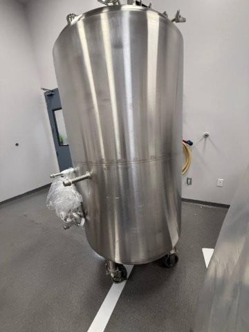 320 gallon Paul Mueller, Stainless steel jacketed tank, 50 psi, dished top & bottom, 1988 - Image 3