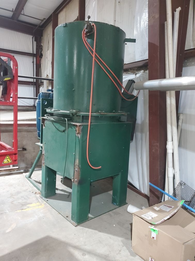 Plastic densifier, 200 HP, belt driven - Image 1