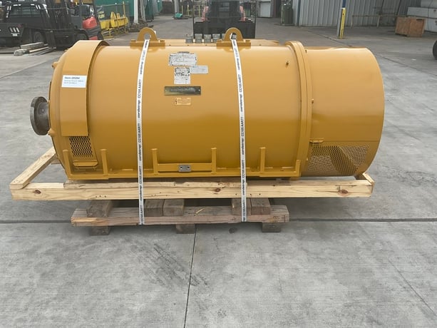 1050 KW, 1200 RPM, Kato #AA27674000, generator end, 346/600 Volts, 3-phase, rblt. - Image 1