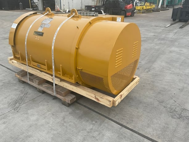 1050 KW, 1200 RPM, Kato #AA27674000, generator end, 346/600 Volts, 3-phase, rblt. - Image 9