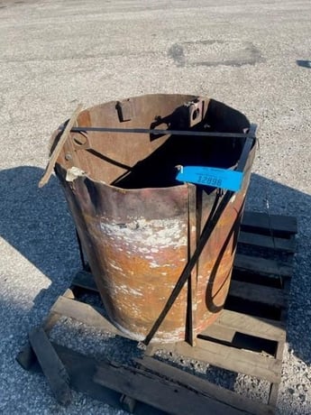 26" x 32" Ladle lining form - Image 1