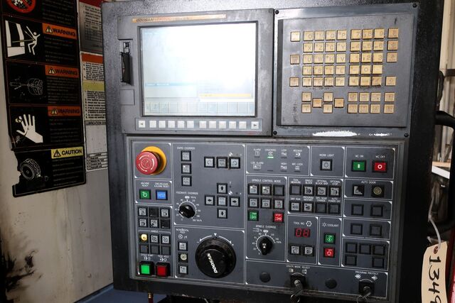 19.5" Daewoo Doosan #V400M, 3-Axis CNC vertical lathe with live tooling, single turret, 12" chuck, 2012 - Image 2