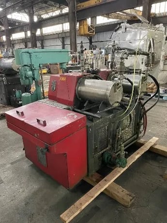 Premier #HM15II, Dual Chamber Media Mill, 15 Liter Dual Jacketed Chambers, 20 HP, 460 V, 1984 - Image 2