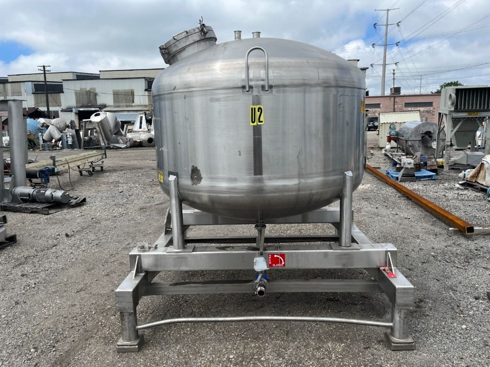 630 gallon Cherry Burrell, Receiver Tank, Stainless Steel, 72" diameter x 30" straight side, 18" Top Manway - Image 1