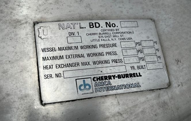 630 gallon Cherry Burrell, Receiver Tank, Stainless Steel, 72" diameter x 30" straight side, 18" Top Manway - Image 8