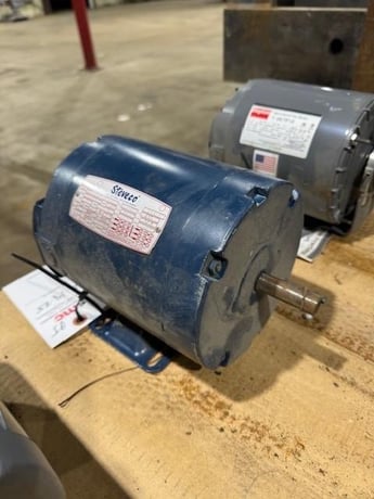 .25 HP 1725/1425 RPM Steveco #S6T97NB1A, 208-230/460 Volts, 3 phase - Image 1