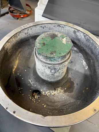 Sweco #FM-3HA, vibratory finisher, 3 cu.ft., 1.25 HP, 32" bowl, 230/460 V., 3 phase - Image 9