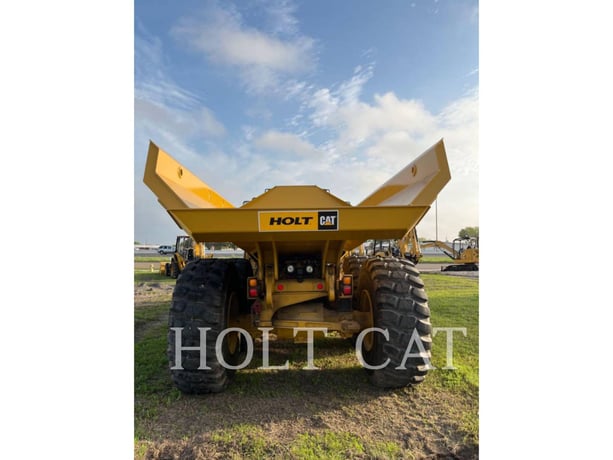 Caterpillar 725, Articulated Truck, 1280 hours, S/N: 3T900911, 2023 - Image 4