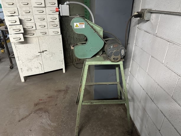 1" x 42" Burr King #562, pedestal belt sander, 1/2 HP, 480 V. - Image 1