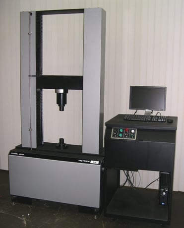 30000 lb. (150 kN) Instron #4483, reconditioned/retrofiited & certified - Image 2