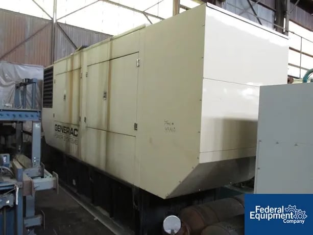 500 KW Generac #4046650100, Genset, 1800 RPM, 625 KVA, 600 Volts, tank mount, enclosure, 300 hours, 2004 - Image 1