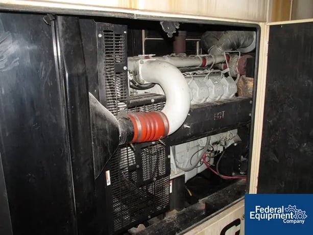 500 KW Generac #4046650100, Genset, 1800 RPM, 625 KVA, 600 Volts, tank mount, enclosure, 300 hours, 2004 - Image 5