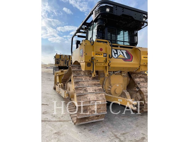 Caterpillar D6 LGP, Crawler Dozer, 379 hours, S/N: KMT01102, 2023 - Image 4