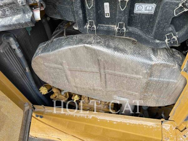 Caterpillar D6 LGP, Crawler Dozer, 379 hours, S/N: KMT01102, 2023 - Image 7