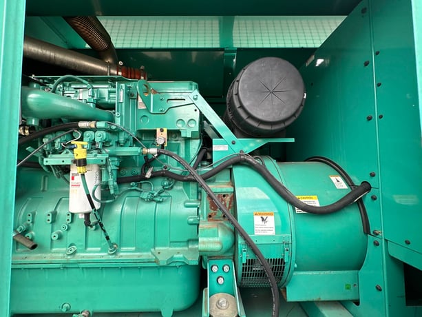 500 KW Cummins, Onan #QSX15-G9, diesel generator set w/enclosure & base fuel tank, 120/240 Volts, Tier 2 - Image 10