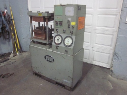 20 Ton, PHI #S20MR-241C-5-M3-D, 4-post hydraulic upacting press, electric platen, Partlow 1160 digital temp - Image 1