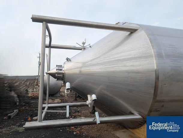 12400 gallon Quality Tank Solutions, 304 Stainless Steel Jacketed Tank, inner size 138" diameter x 204" H - Image 7