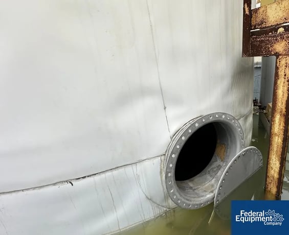 11000 gallon Stainless Steel Tank, 126" diameter x 216" straight side, cone top, flat bottom - Image 4