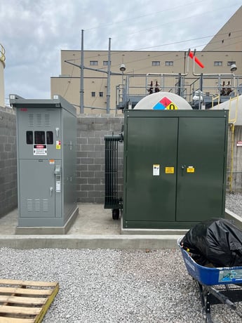 600 Amp. ABB, BreakMaster, 15 KV switch, 1 Section - NEMA 3R enclosure, 600 A Bus, 3 Phase/3 Wire, 15 kV, 95 - Image 2
